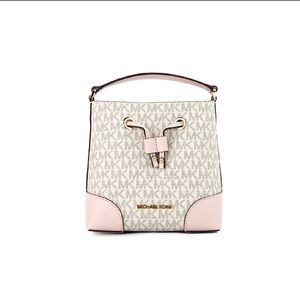 Micheal Kors Blush Bucket Crossbody Bag